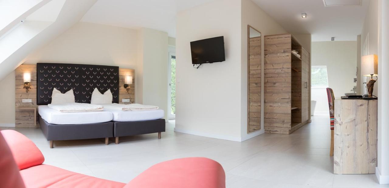 Landhotel Weihermuehle Thaleischweiler-Froschen Esterno foto