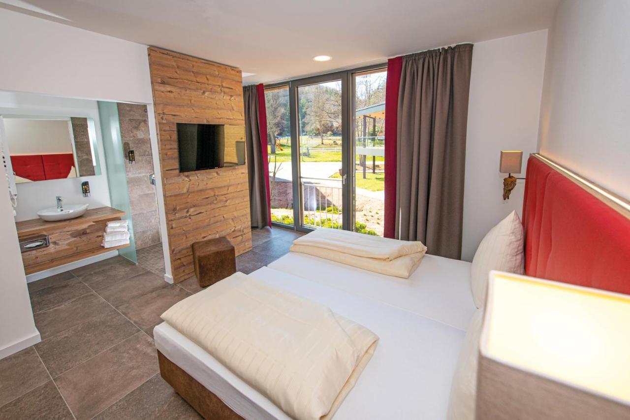 Landhotel Weihermuehle Thaleischweiler-Froschen Esterno foto