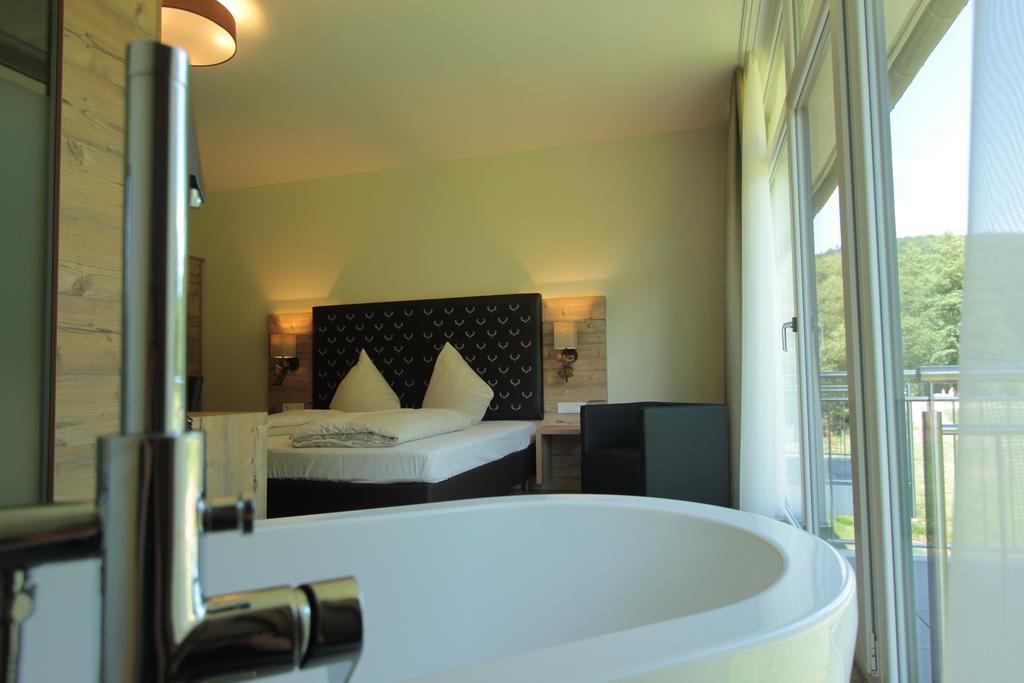 Landhotel Weihermuehle Thaleischweiler-Froschen Esterno foto